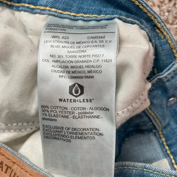 Levi Mid Rise Slim Boyfriend jeans - Picture 15 of 15